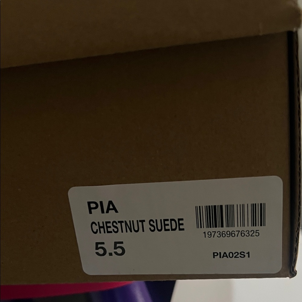 Steve Madden Tan Suede Heeled Boots - Picture 4 of 4
